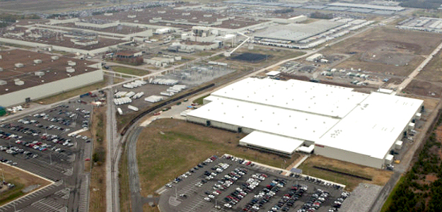 納入先　自動車メーカー　バッテリー工場　イギリス